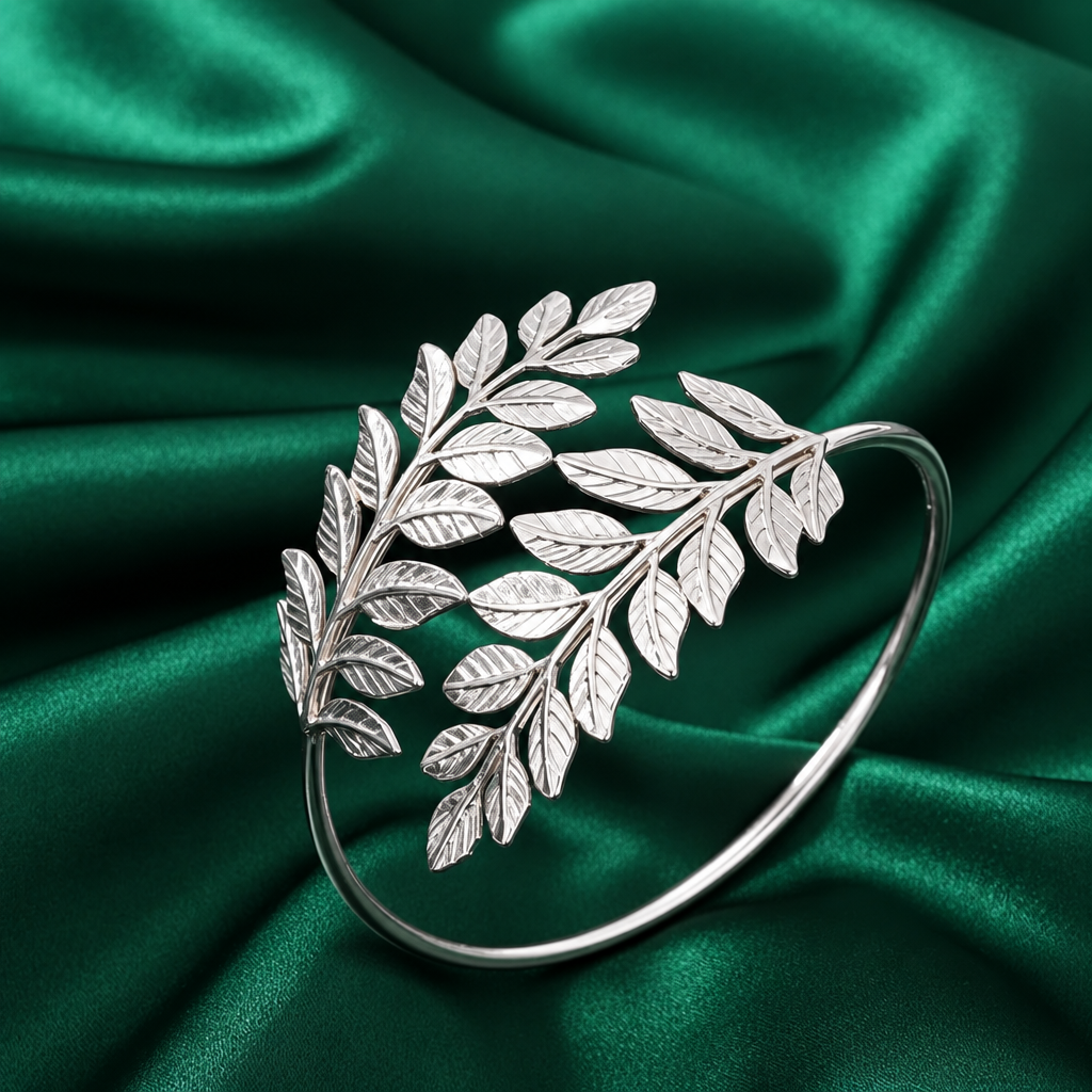 Leaf Embrace Armband