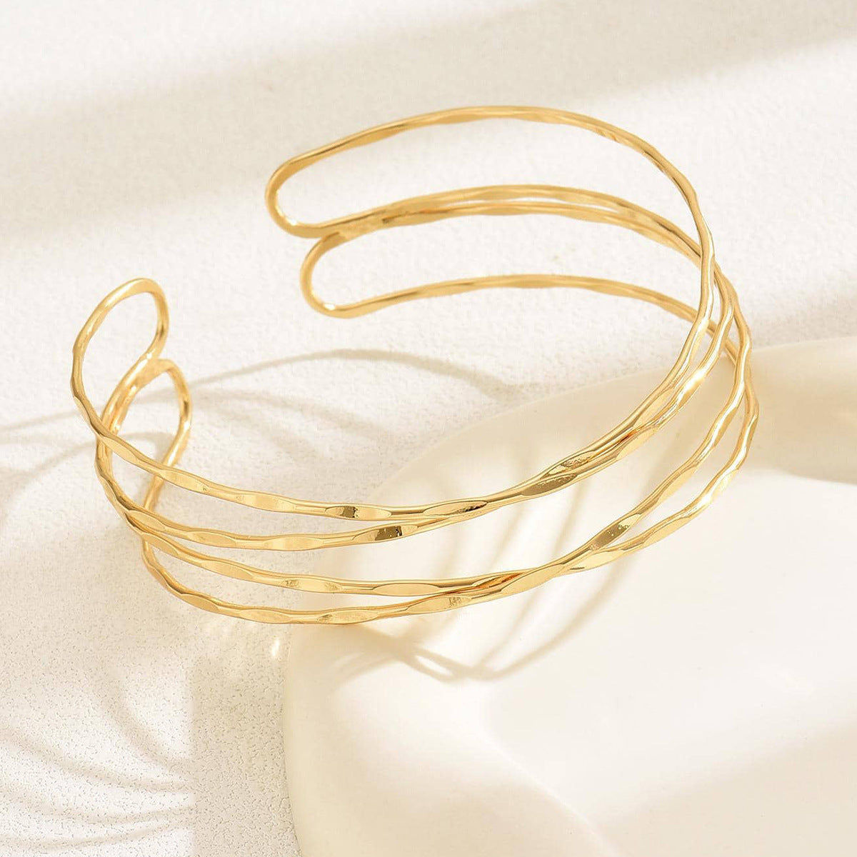 Swirl Arm Cuff
