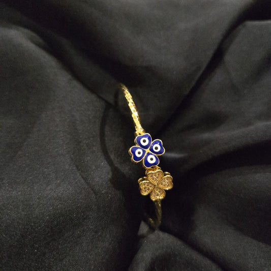 Clover Charm Evil Eye Bracelet