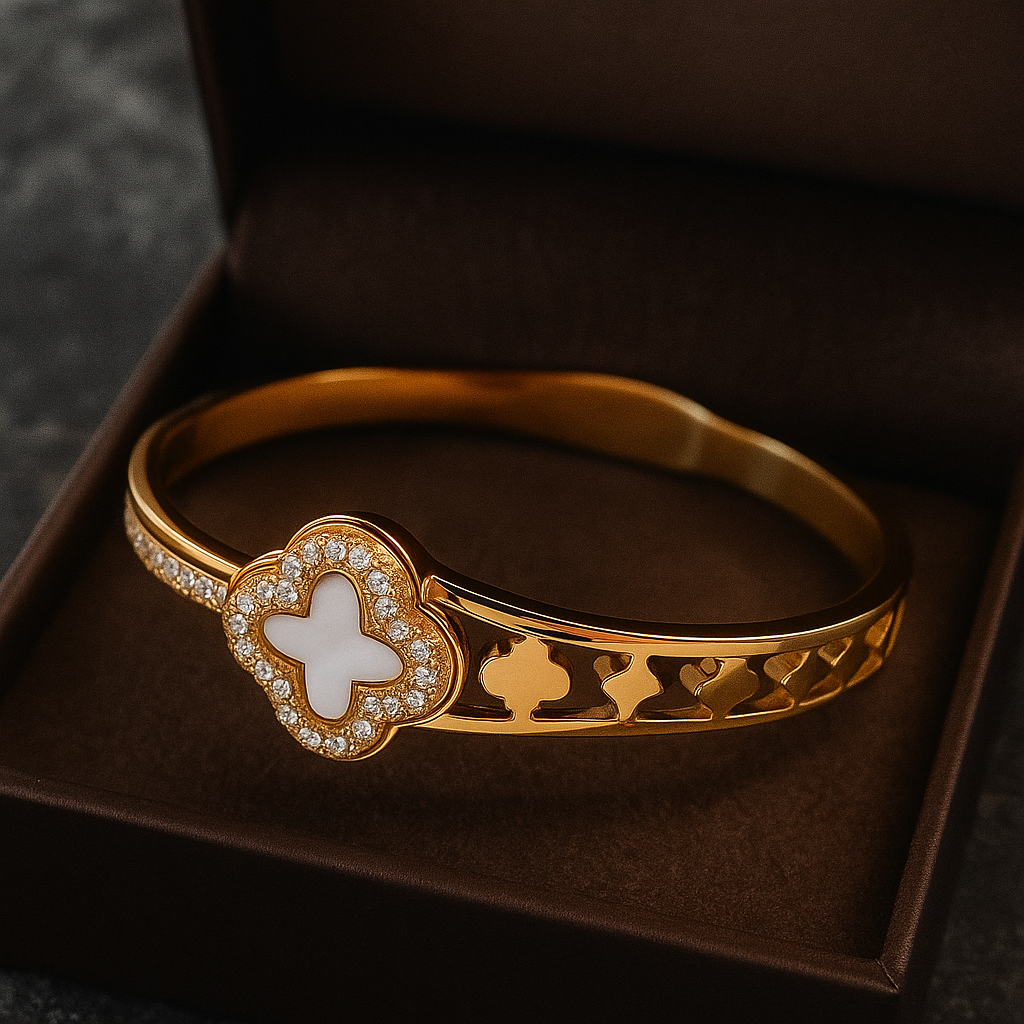 Golden Clover Bracelet