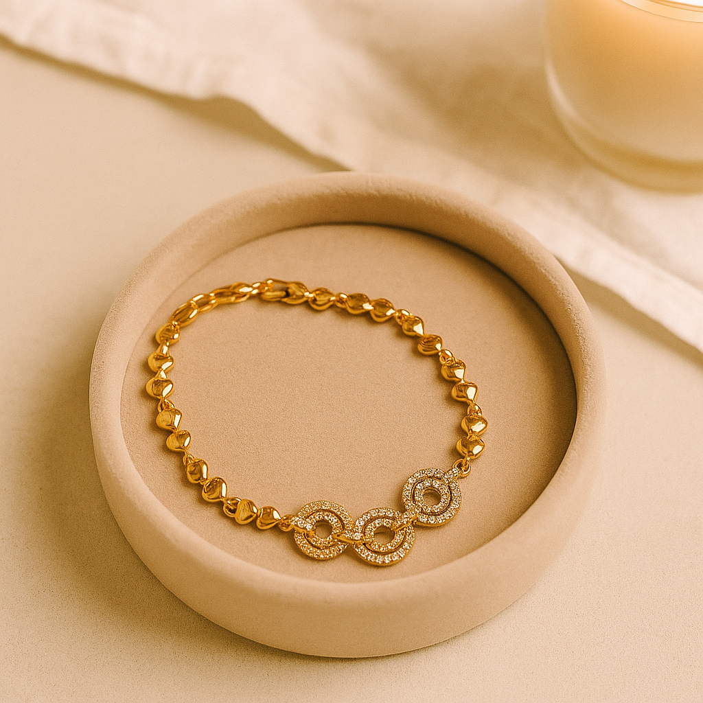 Trinity Loop Sparkle Bracelet