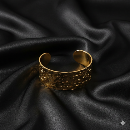 Hammered Glow Teen Gold Cuff