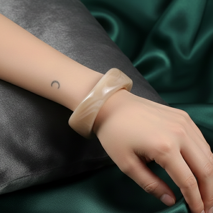 Soft Nude Swirl Teen Acrylic Bangle