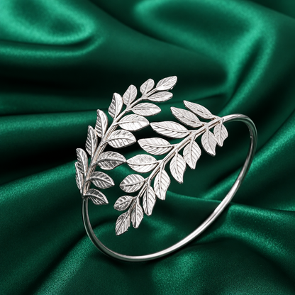 Leaf Embrace Armband