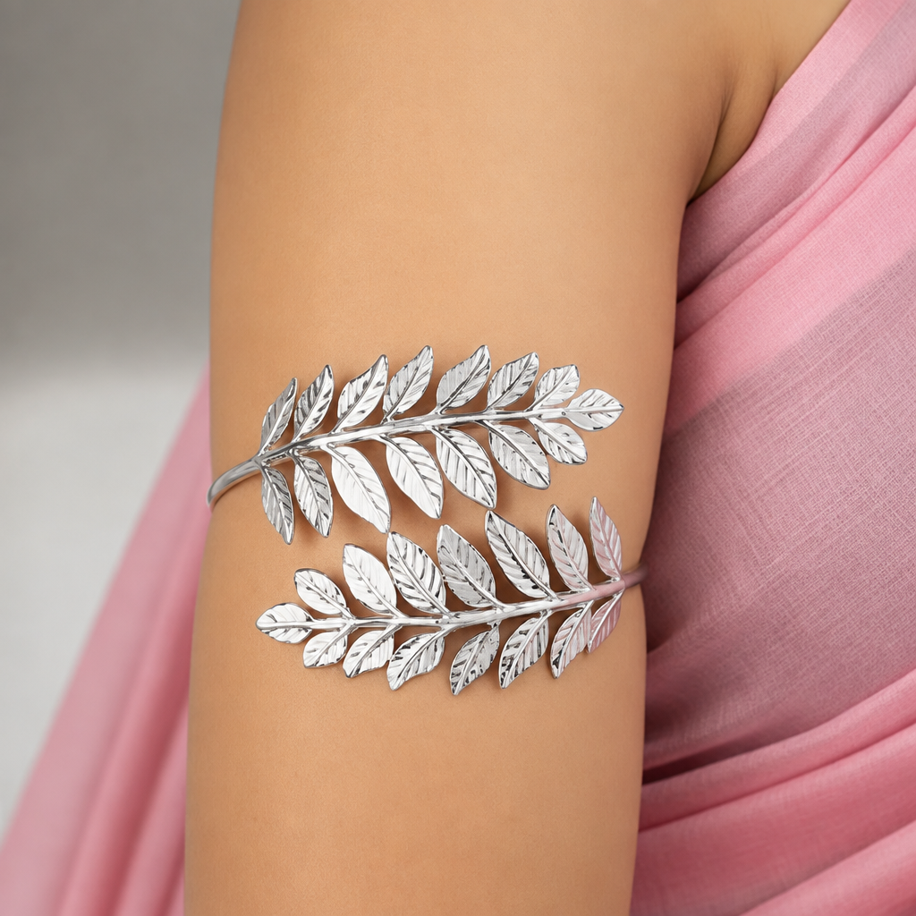 Leaf Embrace Armband