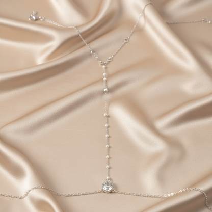 Pearl drop back chain in silver-tone
