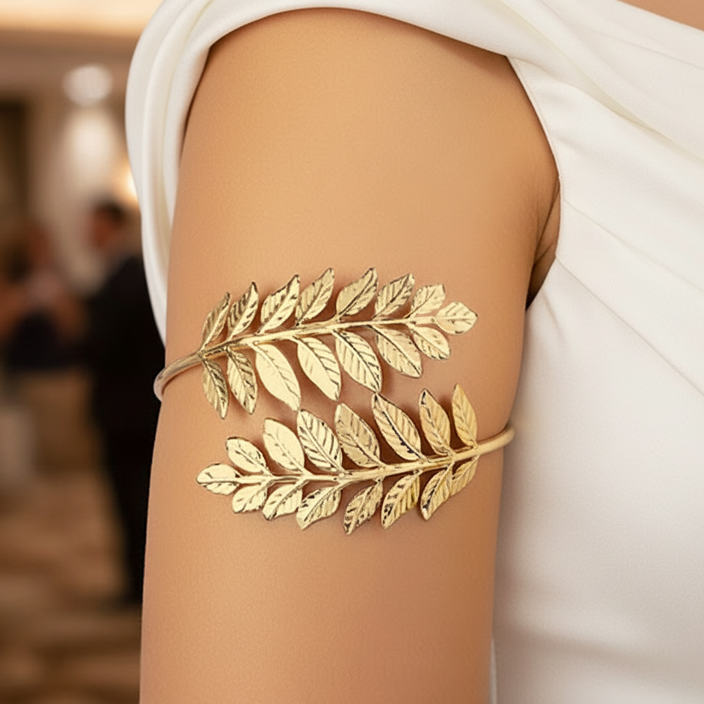 Leaf Embrace Armband