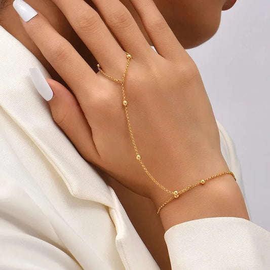 Celeste Line Hand Chain