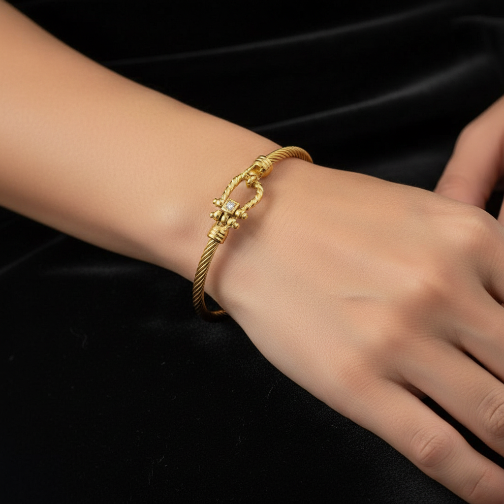 Golden TwistLink Teen Bracelet